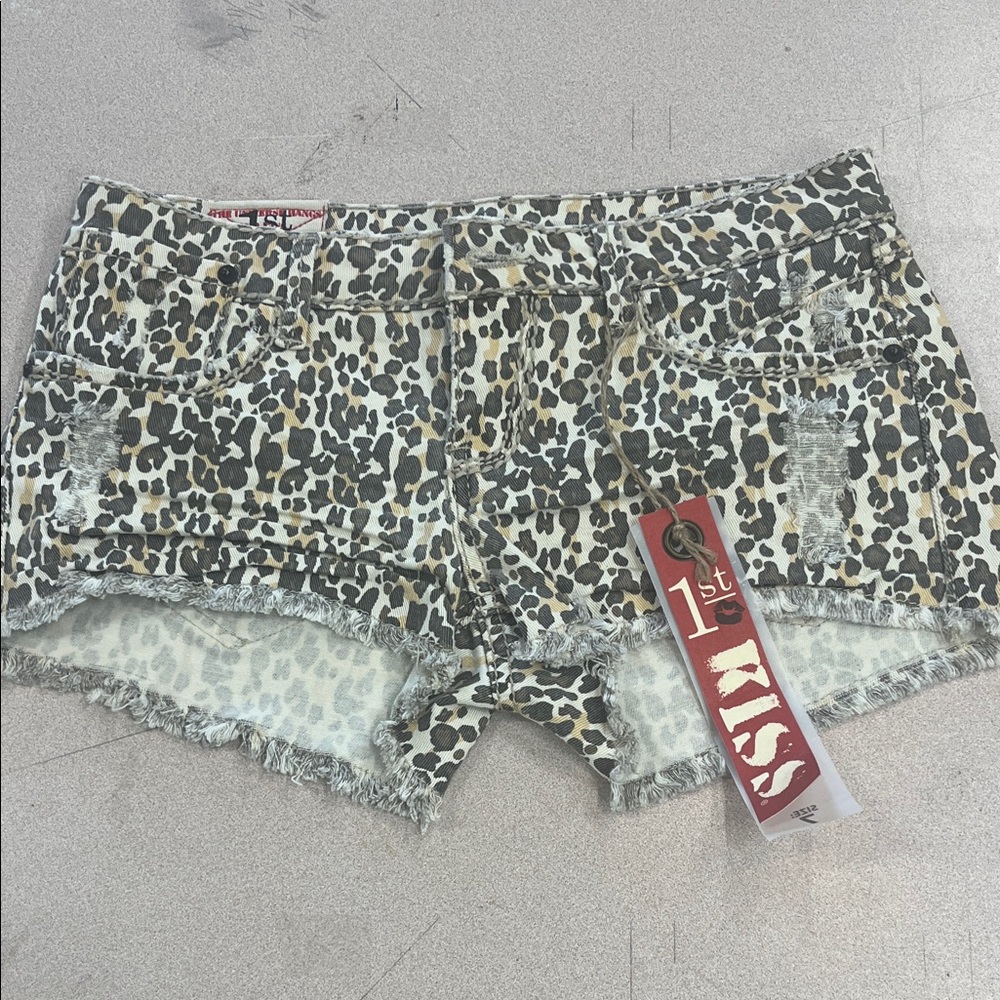 1st Kiss Women’s Short
